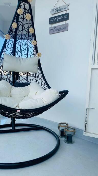 Urban Zen Appart Spacieux Studio Atypique Avec Bain A Remous Proche De Tout بوانت-آه-بيتر المظهر الخارجي الصورة