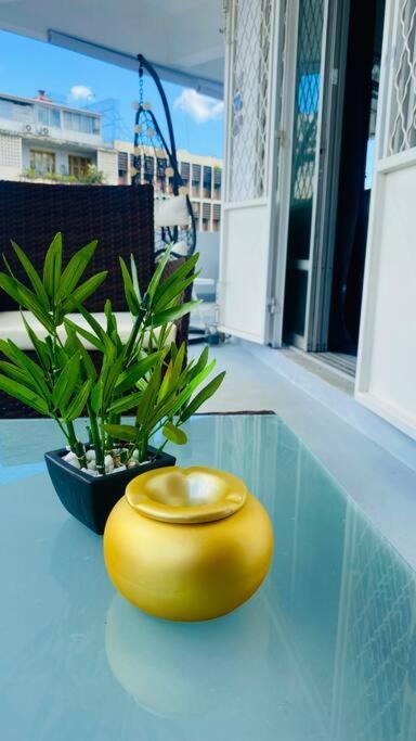 Urban Zen Appart Spacieux Studio Atypique Avec Bain A Remous Proche De Tout بوانت-آه-بيتر المظهر الخارجي الصورة